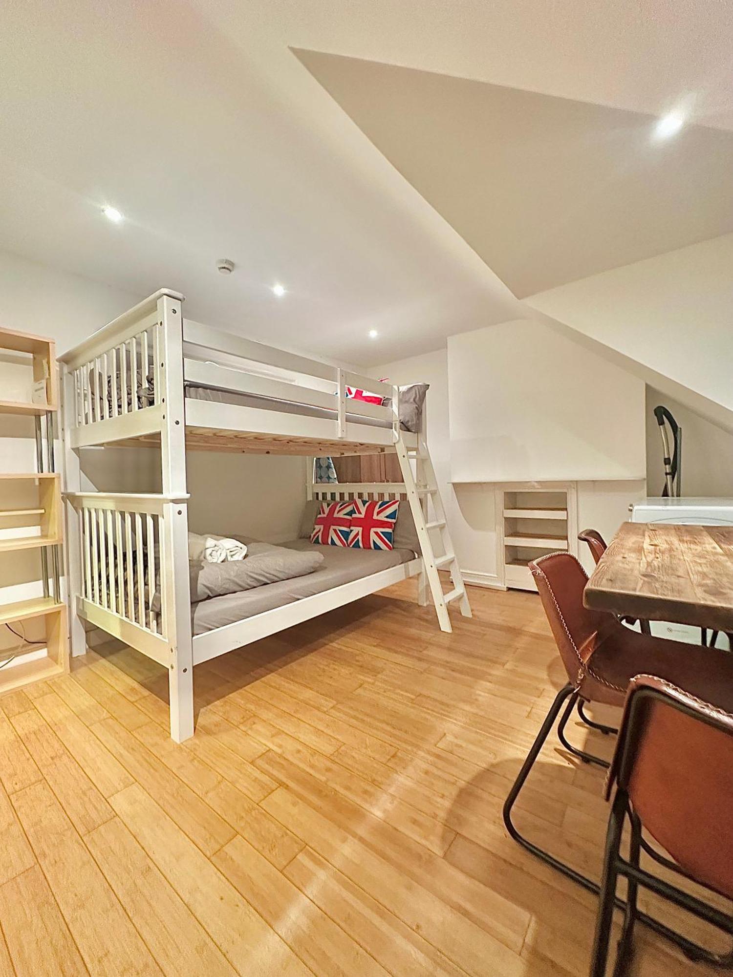 Appartamento Floor Flat